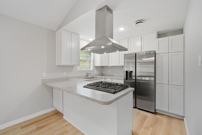 Building Photo - Beautifully Remodeled Home for Lease