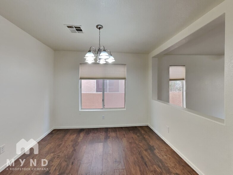 Building Photo - 9564 Belle Esprit St