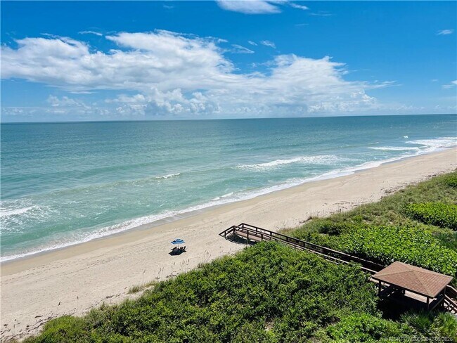 Primary Photo - 9400 S Ocean Dr