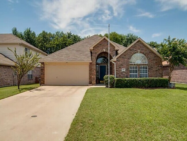 Primary Photo - 3737 Sycamore Ln