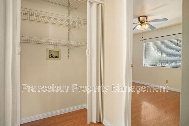 Building Photo - 5553 Adobe Falls Rd