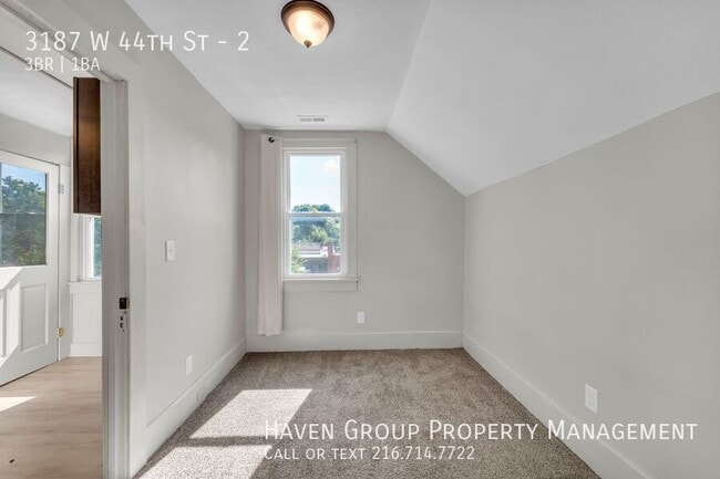 Building Photo - 3187 W 44th St