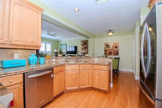 Building Photo - 934 Harbour Bay Dr