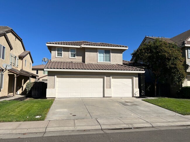Building Photo - 5 bedroom home located in Sylvan School District!