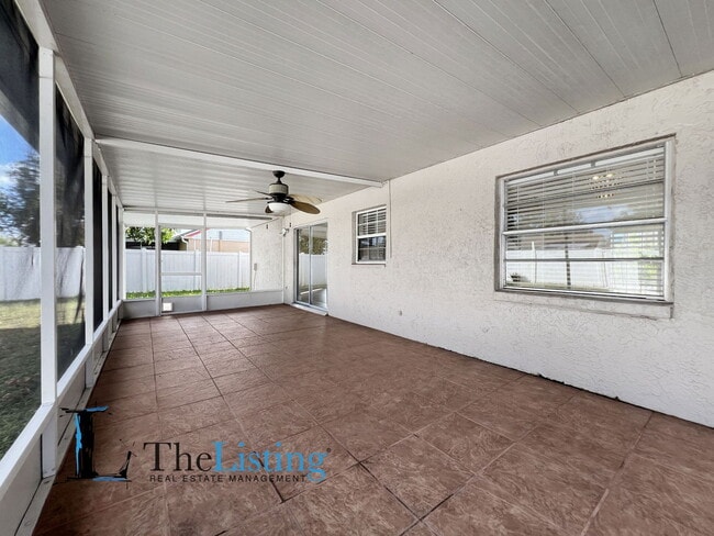 Building Photo - 11007 Summer Dr