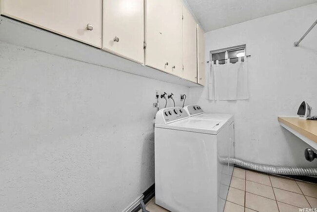 Building Photo - 1870 E 3900 S