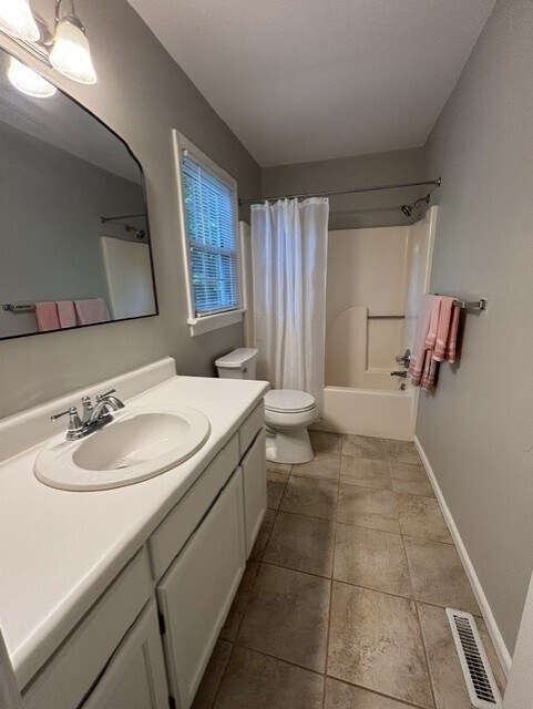 Building Photo - 14604 Mill Spring Dr