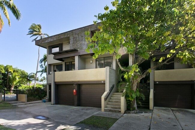 Building Photo - 117C Maunalua Ave