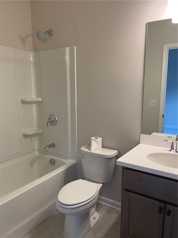 Building Photo - 3750 Crestland Ln