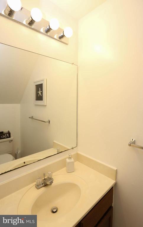 Building Photo - 4723 Leyden Way