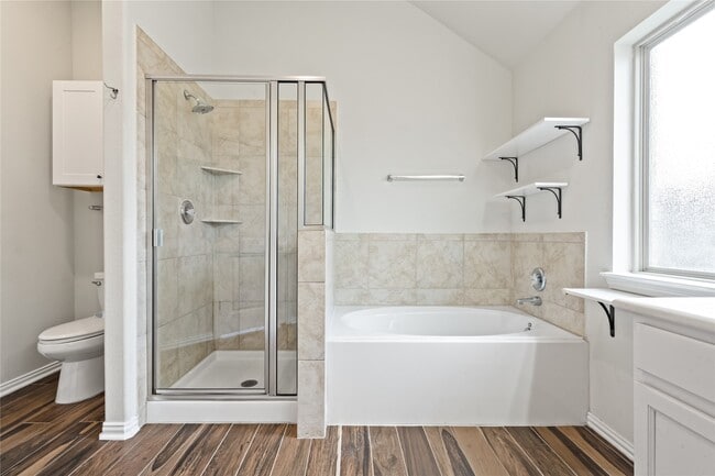 Building Photo - 8934 English Manor Dr