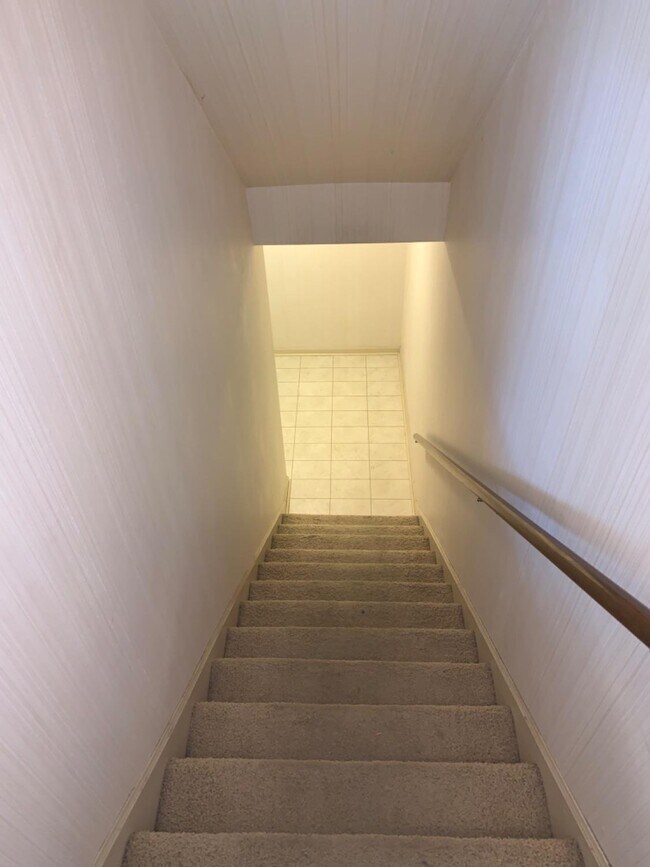 Building Photo - 1129 Turkey Foot Rd