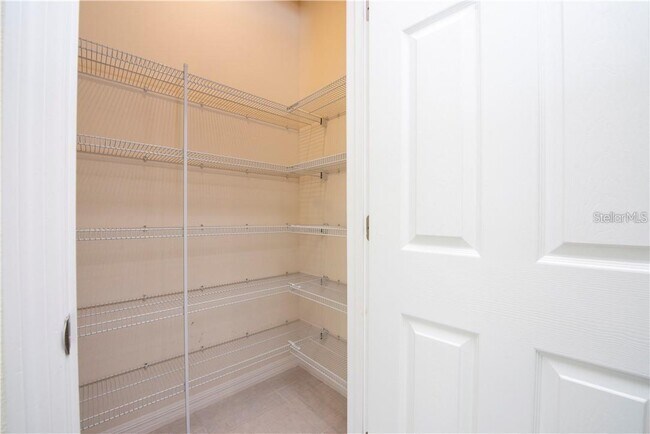 Building Photo - 2400 Avian Loop