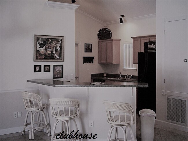 Building Photo - 1875 Shay-Lin Ct