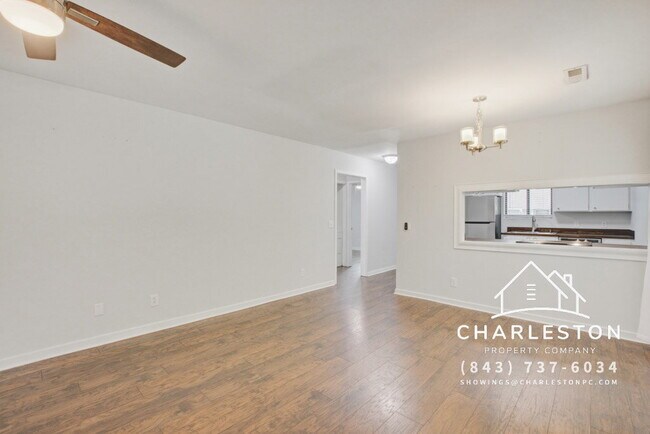 Building Photo - 2741 Jobee Dr
