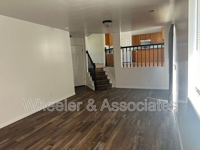 Building Photo - 1315 S 120 E