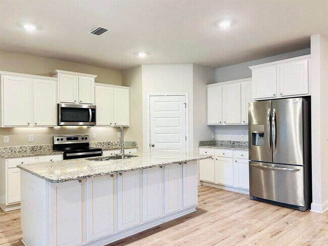 Building Photo - 7773 Burnside Lp