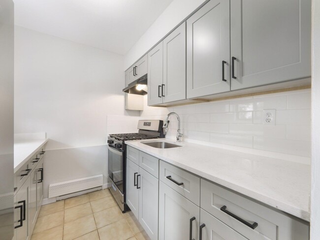 Building Photo - 27 Tanager Rd