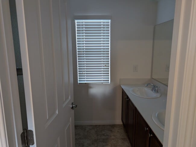 Building Photo - 71 Sevilla Heights Dr