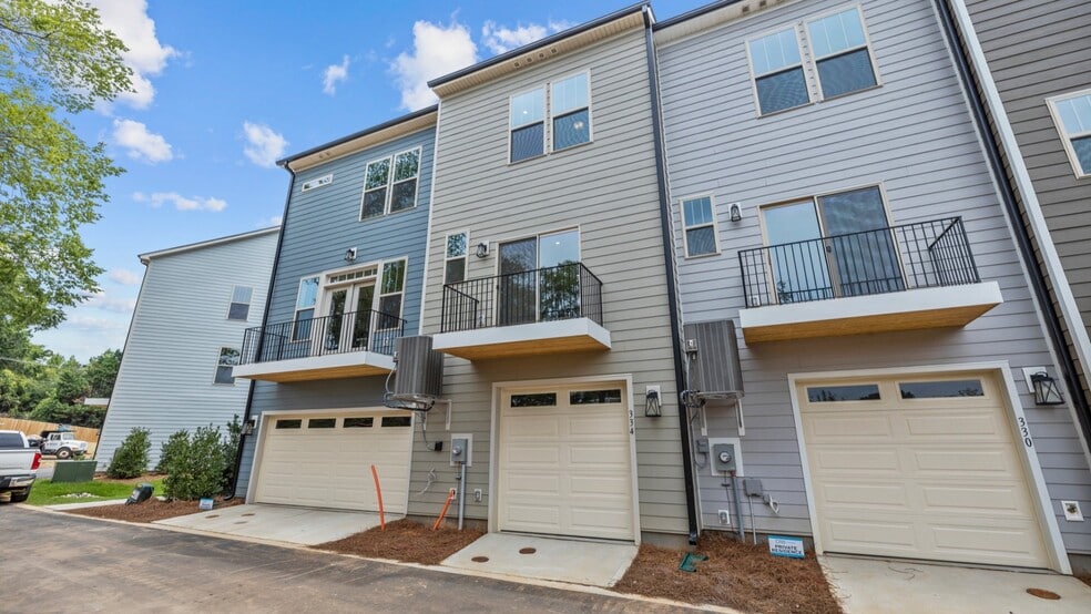 Building Photo - 416 Simeon Dr