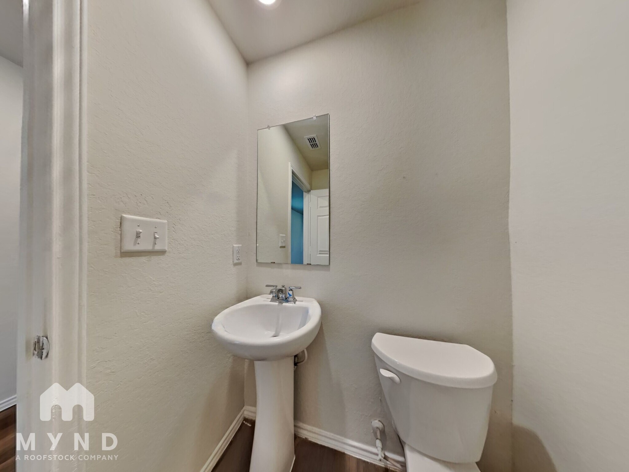 Building Photo - 13725 Crossbow Rdg