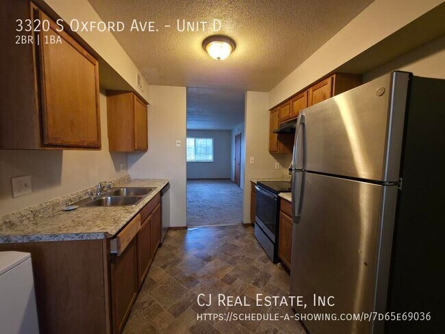 Building Photo - 3320 S Oxford Ave