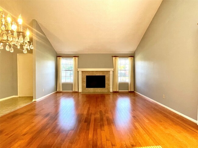 Building Photo - 2551 Coopers Post Ln