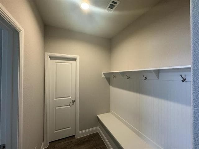 Building Photo - 2025 St Andrew's Wy