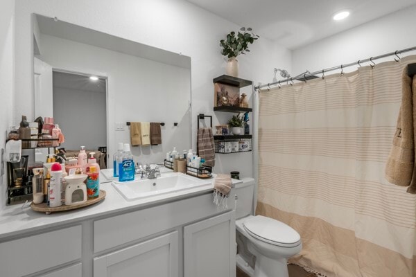 Building Photo - 18279 Via Aurelia Dr