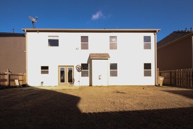 Building Photo - 3415 Pointe Vecchio Cir