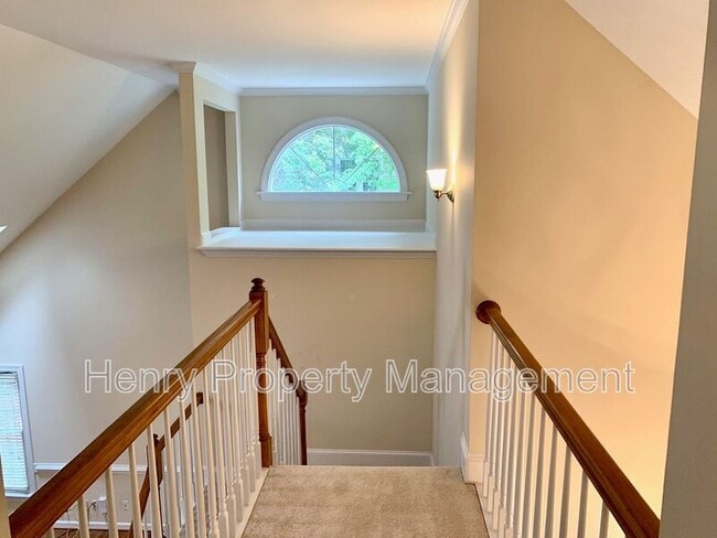 Building Photo - 212 Lewey Brook Dr
