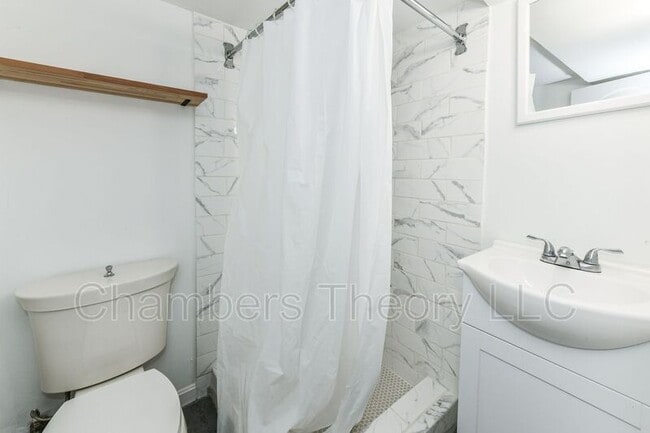 Building Photo - 3208 9th St S