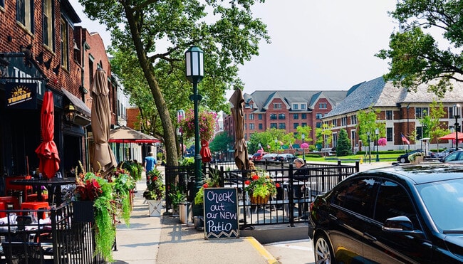 Building Photo - 986 Smith Ave