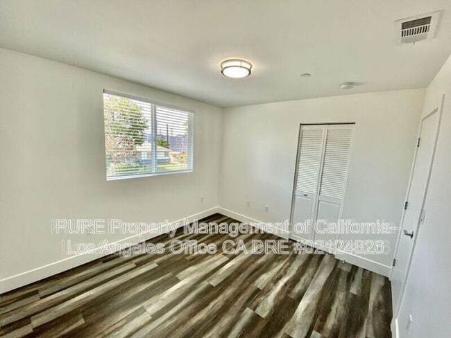 Building Photo - 6732 1/2 Irvine Avenue