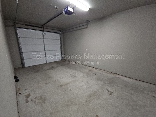 Building Photo - 507 Crestone Ave