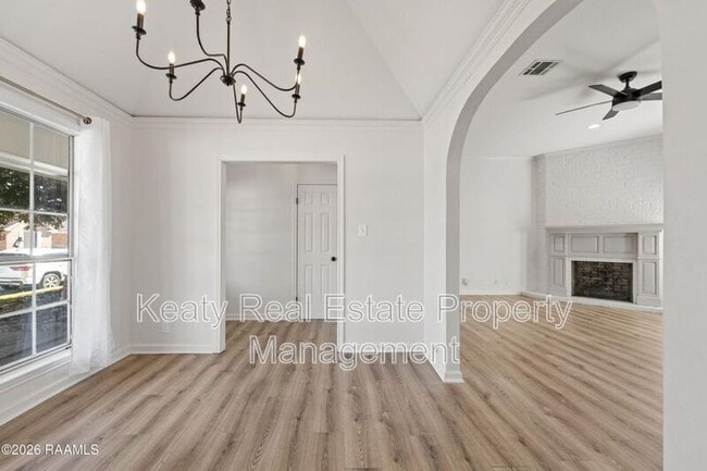 Building Photo - 313 Wallingsford Cir