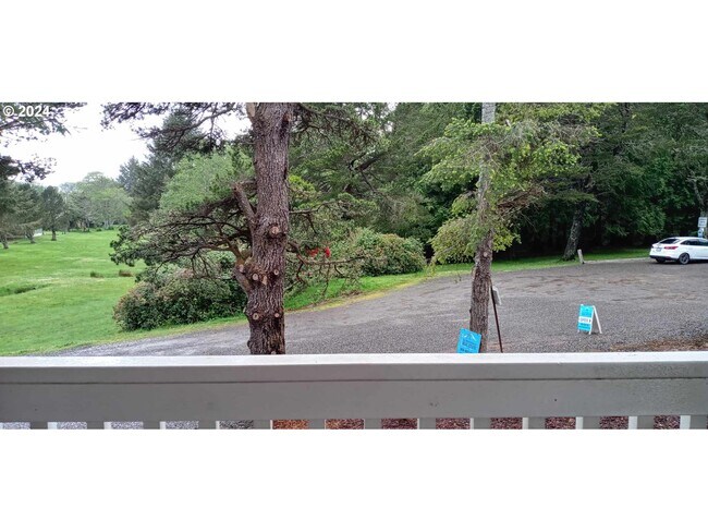 Building Photo - 348 N Falcon St