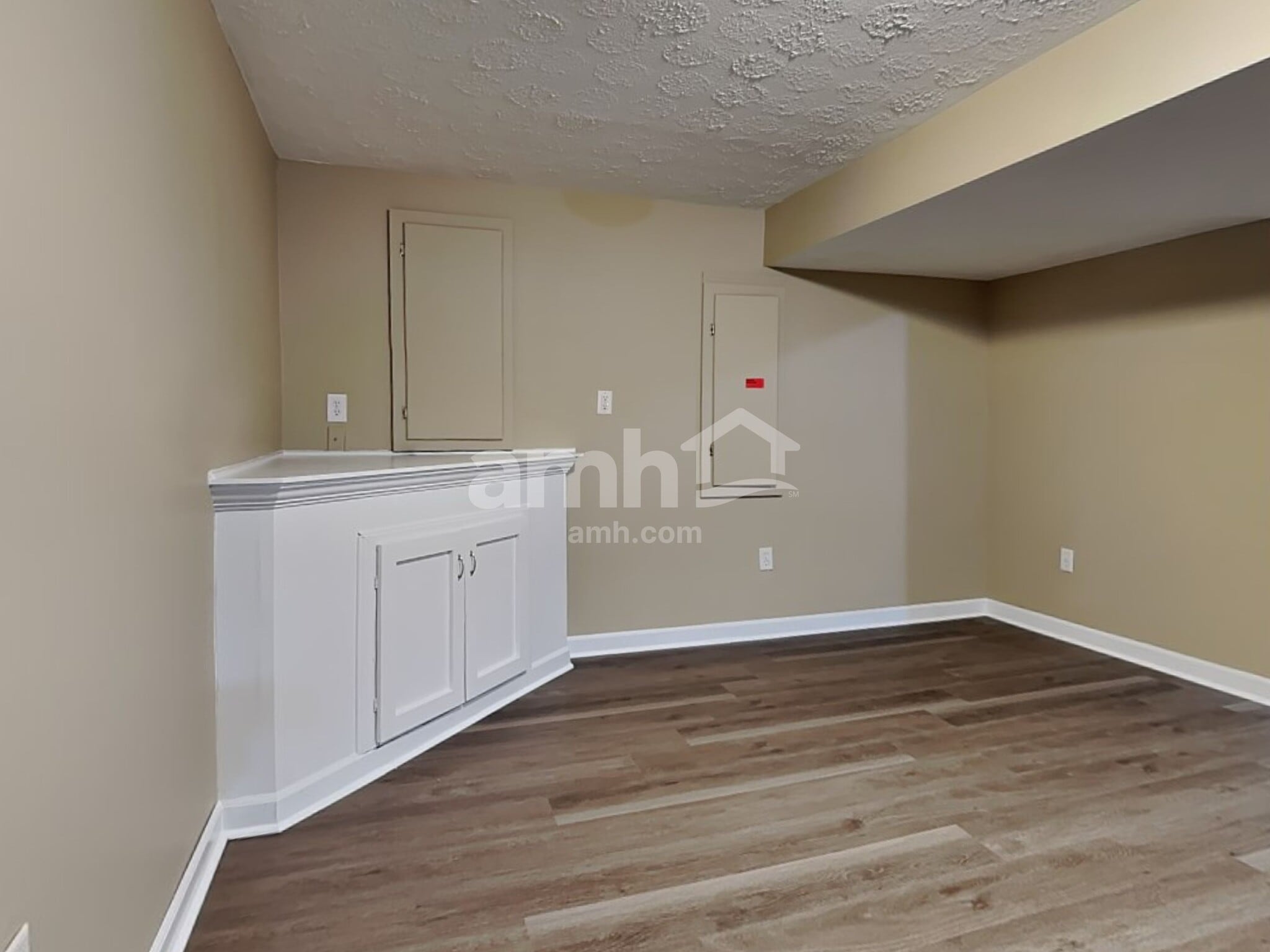 Building Photo - 23 Glenside Dr