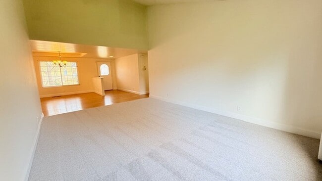 Building Photo - Charming and Move-in Ready, 4BD/2BA, Single-Story Home in Twin Creeks South Estates, San Ramon- A...