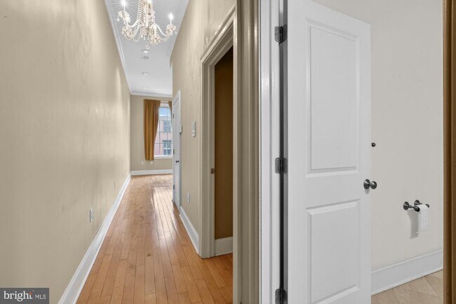 Building Photo - 1708 Pine St