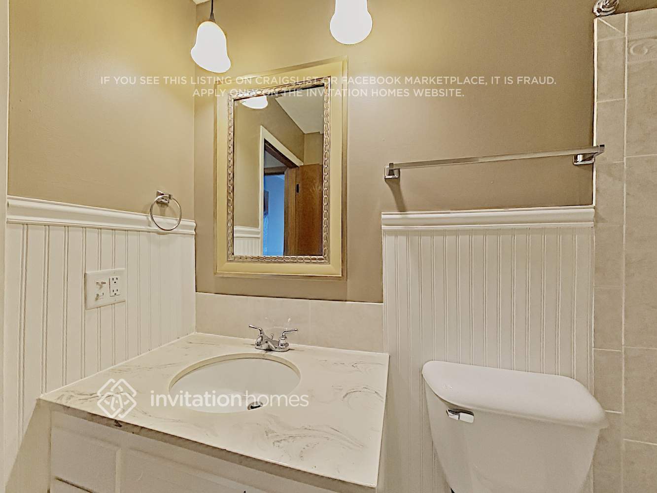 Building Photo - 7015 W Shadow Lake Dr