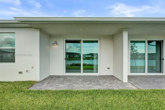 Building Photo - 3783 Harborside Ave