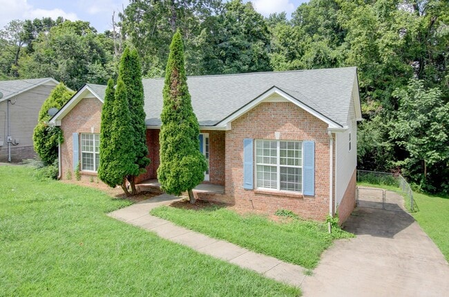 3 bed 2 bath w sweet basement. Go - 3 bed 2 bath w sweet basement.  Go