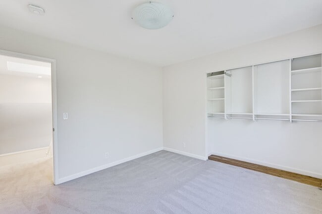 Building Photo - $8500-Mountain View  4 bedroom 3 baths in great neighborhood!