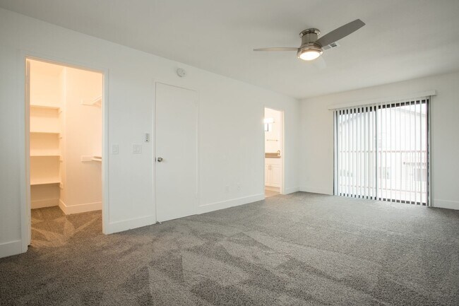 Building Photo - 32955 Canyon Vista Rd