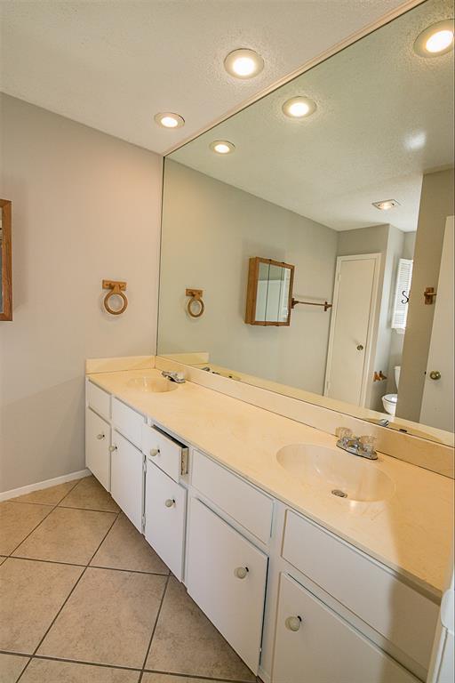 Building Photo - 3302 Gallop Cove