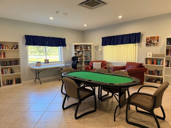 Building Photo - RESORT-STYLE 55+ LIVING — 1 BED / 1 BATH WITH PRIVATE LANAI & GOLF COURSE VIEWS! ? 1 MONTH FREE ?