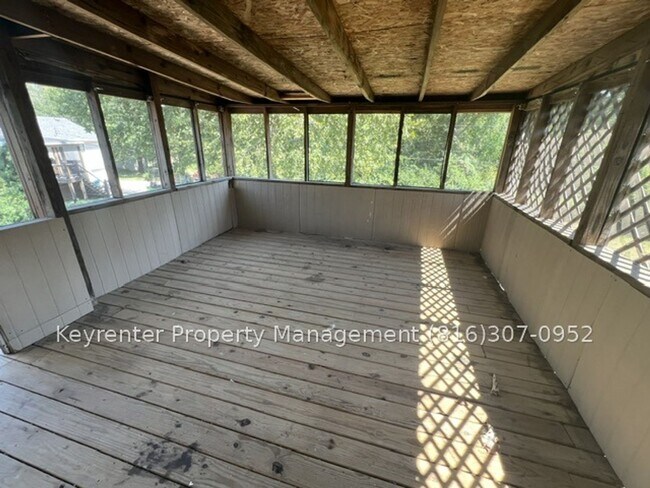 Building Photo - 187 Lee Dr
