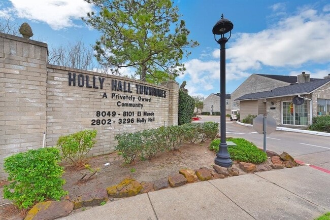 Building Photo - 8063 El Mundo St