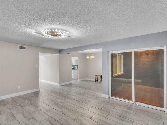 Building Photo - 7044 S Dairy Ashford Rd